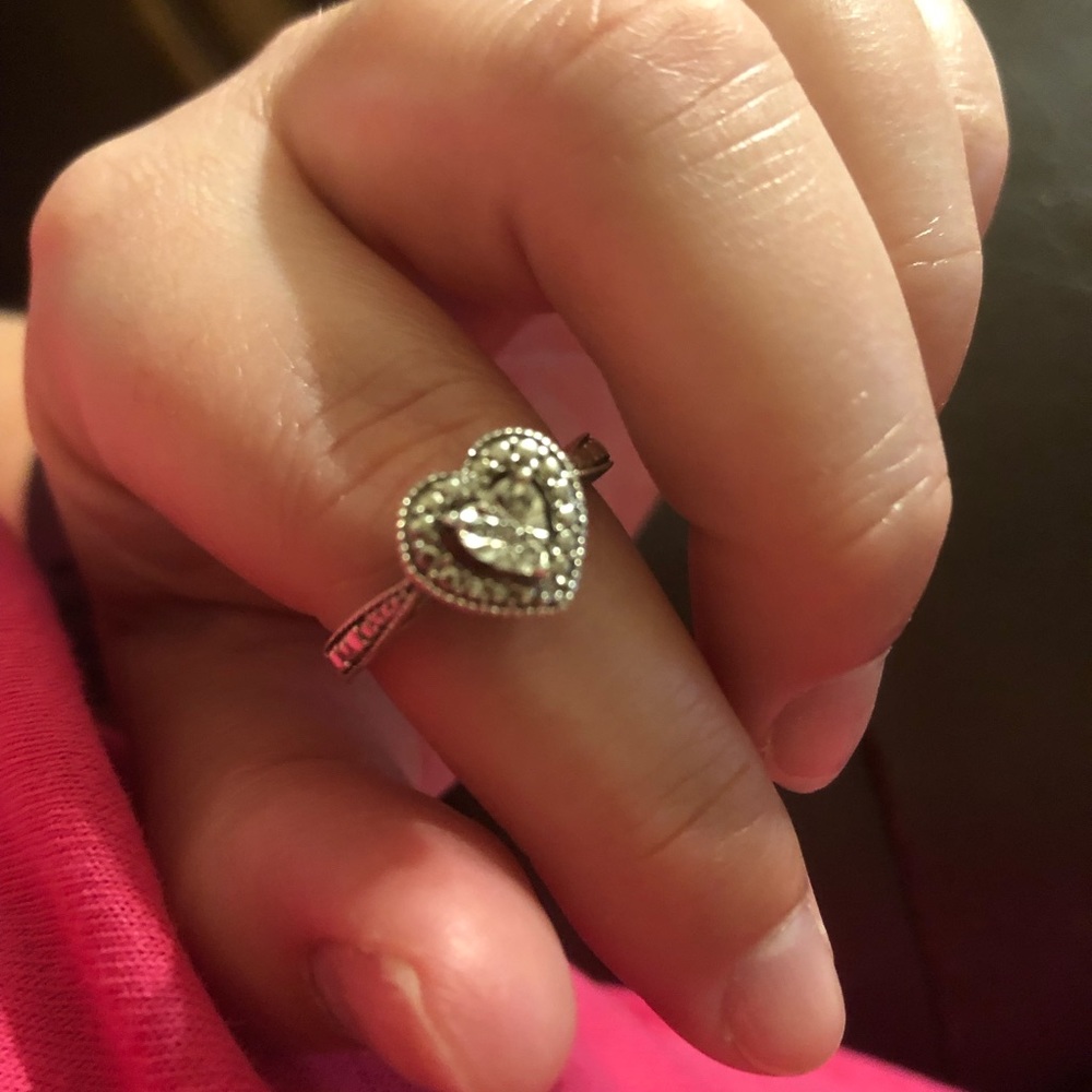 Diamond Heart ring! 😍